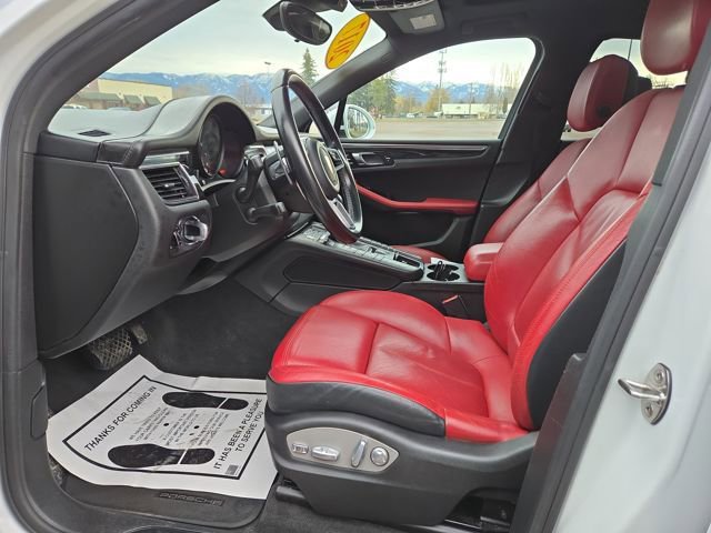 Used 2017 Porsche Macan image 3