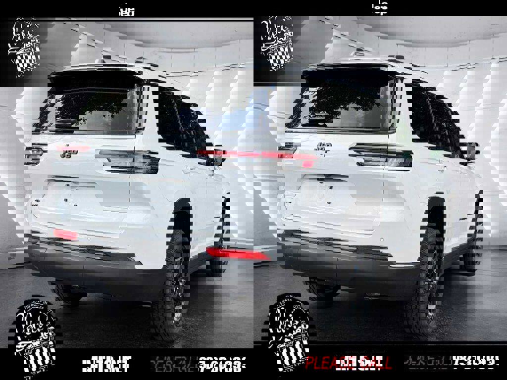 New 2025 Jeep Grand Cherokee L Altitude image 4