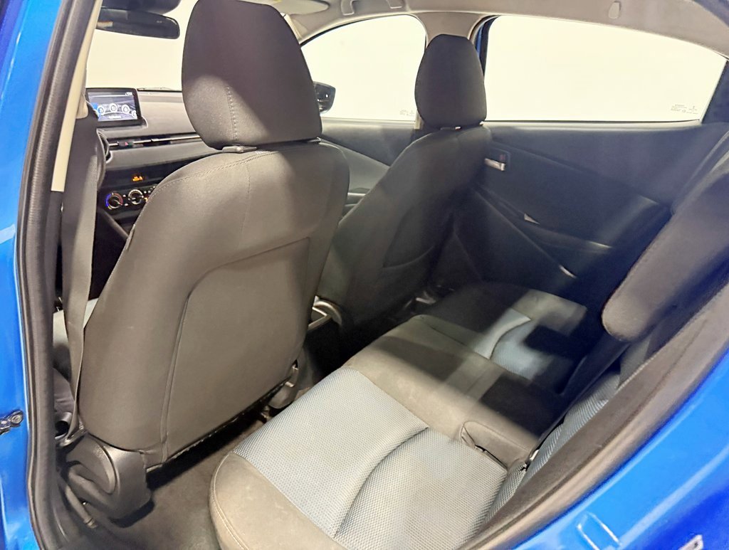 Used 2020 Toyota Yaris LE image 26