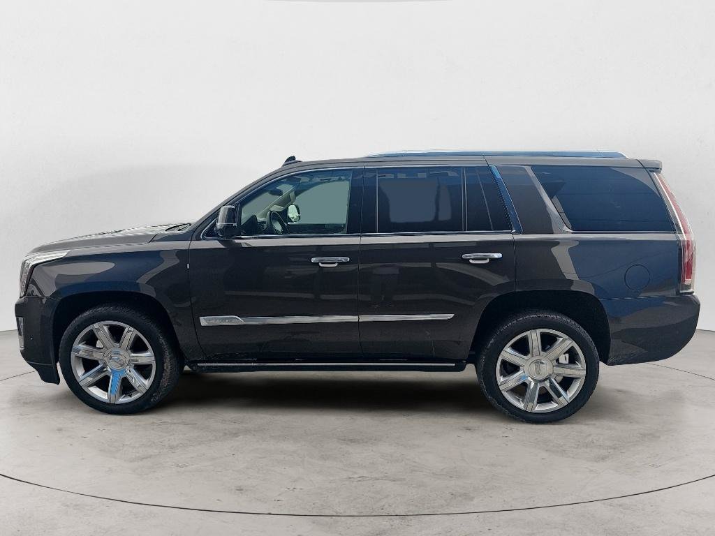 Used 2020 Cadillac Escalade Premium Luxury AWD/4WD image 6
