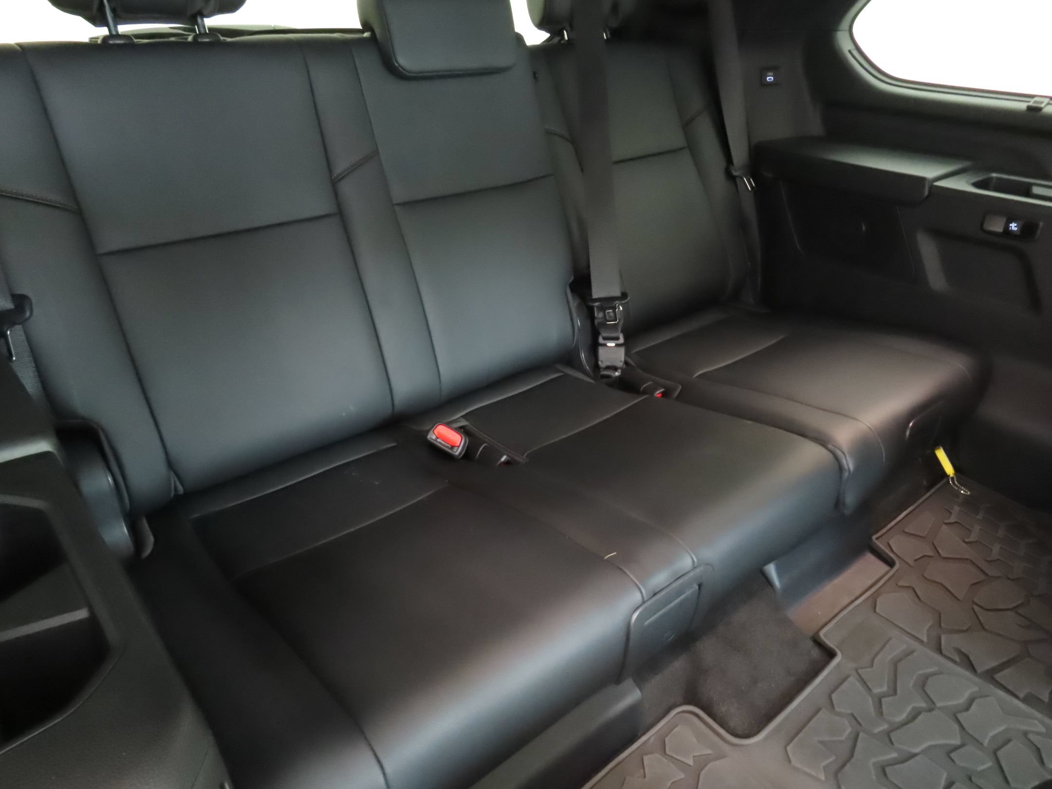 Used 2025 Toyota Sequoia TRD Pro AWD/4WD image 25
