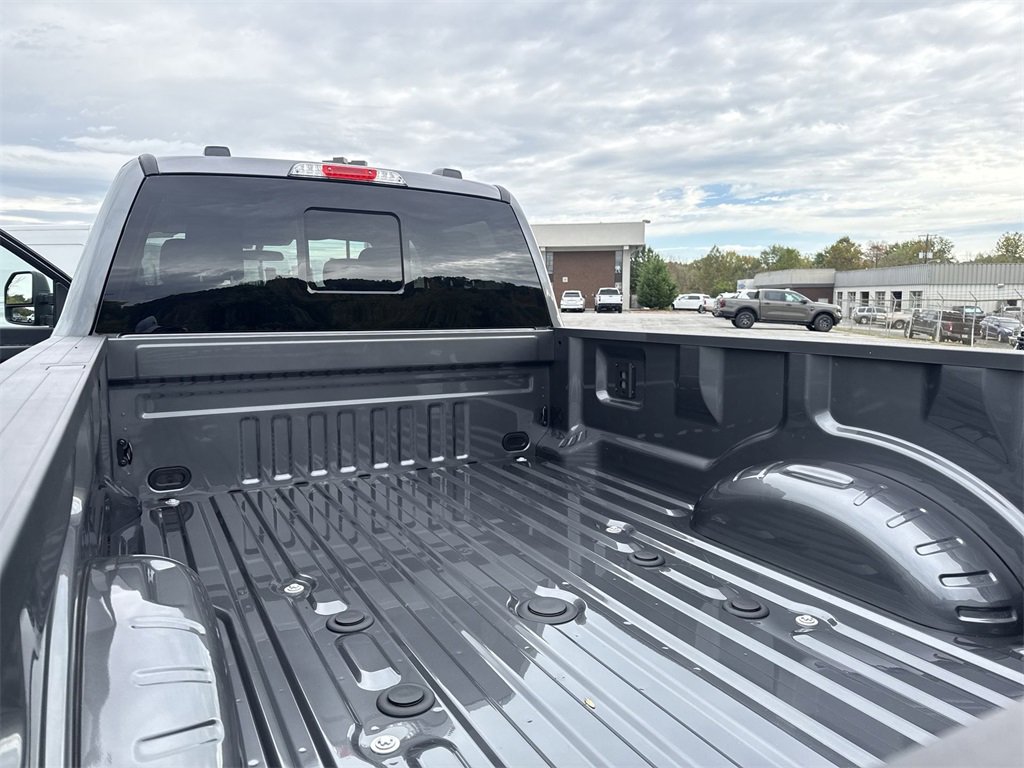 New 2026 Ford F350 XLT image 40