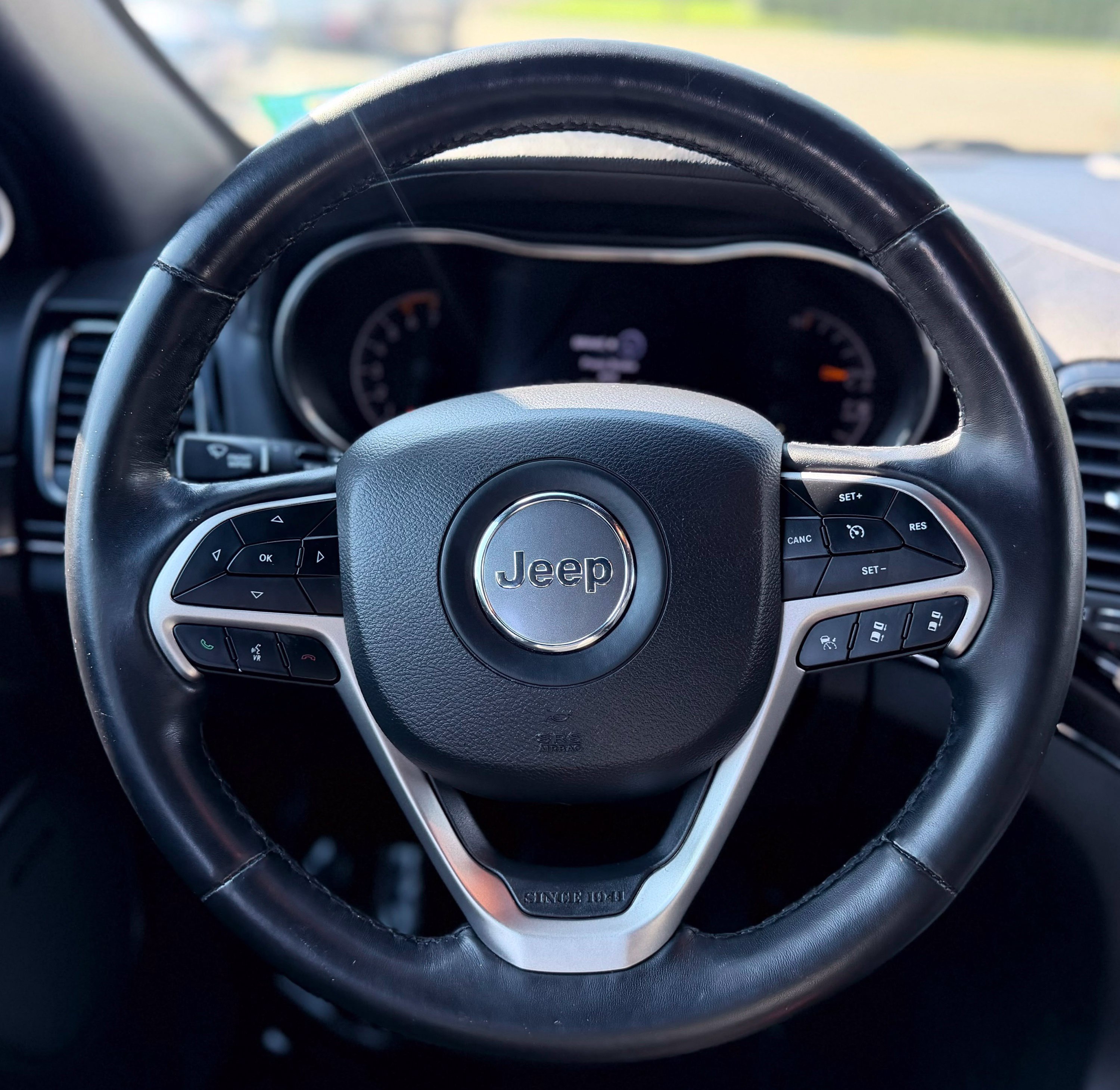 Used 2019 Jeep Grand Cherokee High Altitude AWD/4WD image 27