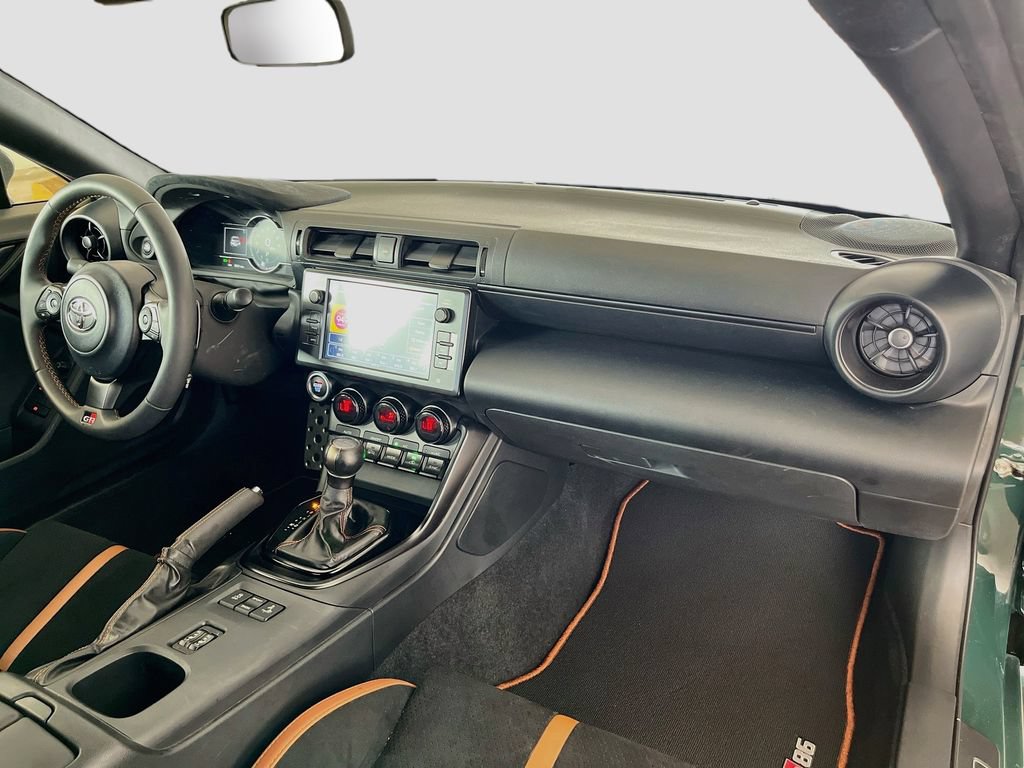 Used 2025 Toyota GR86 Hakone Edition RWD image 28