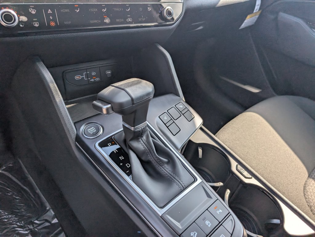 New 2026 Kia Sportage LX w/ LX Convenience Package AWD/4WD image 20