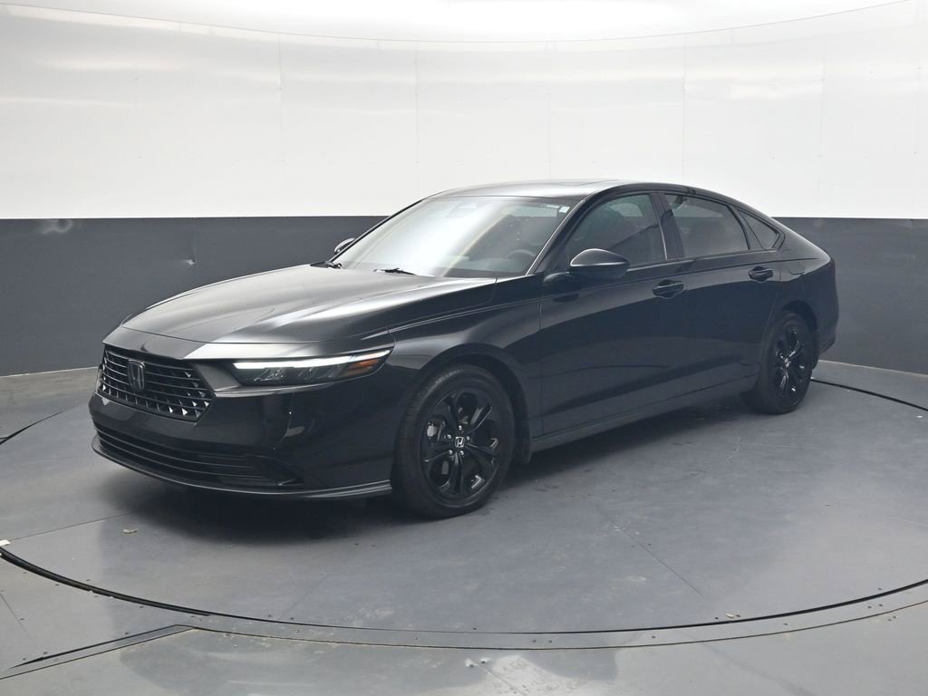 Certified 2025 Honda Accord SE image 8