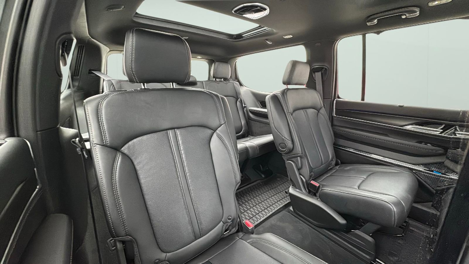 New 2026 Jeep Grand Wagoneer Summit image 33