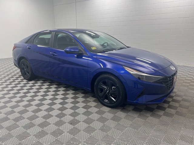Used 2023 Hyundai Elantra SEL image 4