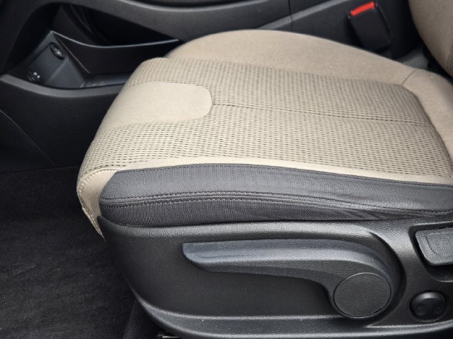 Certified 2023 Hyundai Santa Fe SE FWD image 16