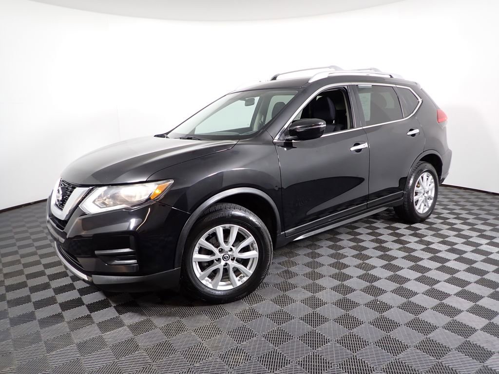 Used 2017 Nissan Rogue SV image 11