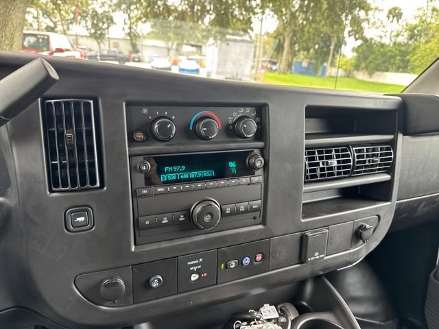 New 2025 Chevrolet Express 2500 Work Van 3D Extended Cargo Van w/ Driver Convenience Package RWD image 27