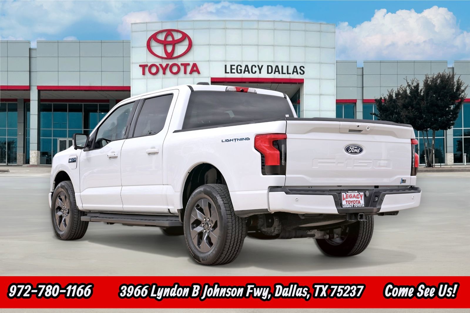 Used 2024 Ford F150 Lightning Flash image 8