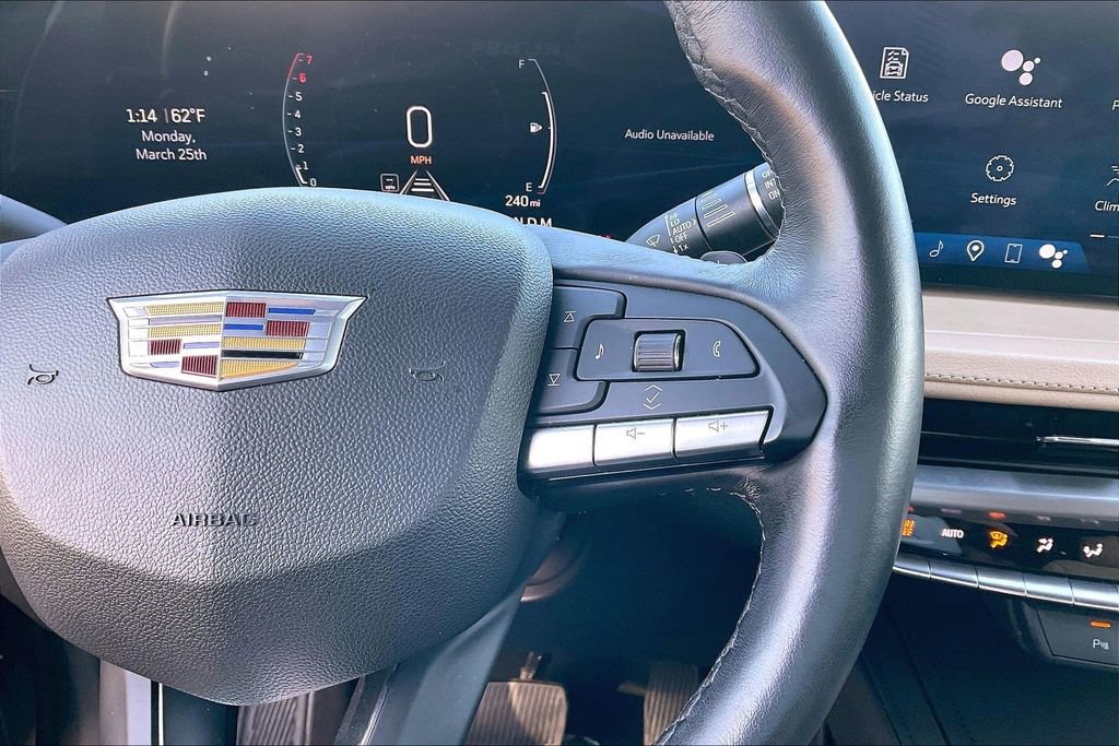 Used 2025 Cadillac XT4 Premium Luxury image 27