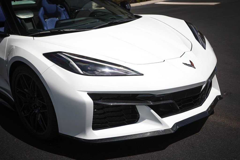 Used 2026 Chevrolet Corvette Z06 image 12