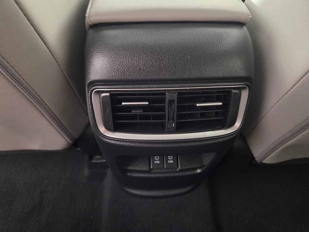 Used 2019 Honda CR-V Touring image 25