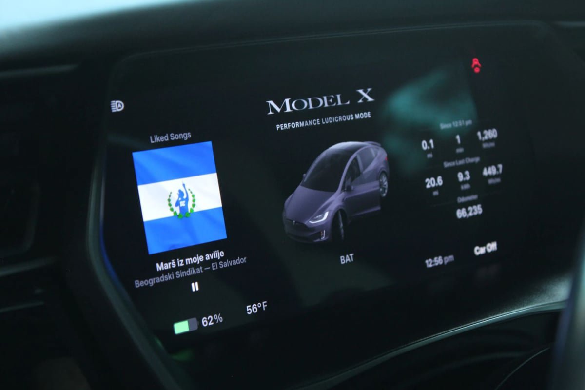 Used 2020 Tesla Model X Performance AWD/4WD image 17