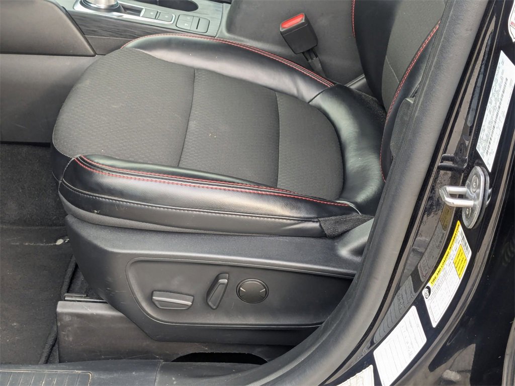 Used 2024 Ford Escape ST-Line image 23