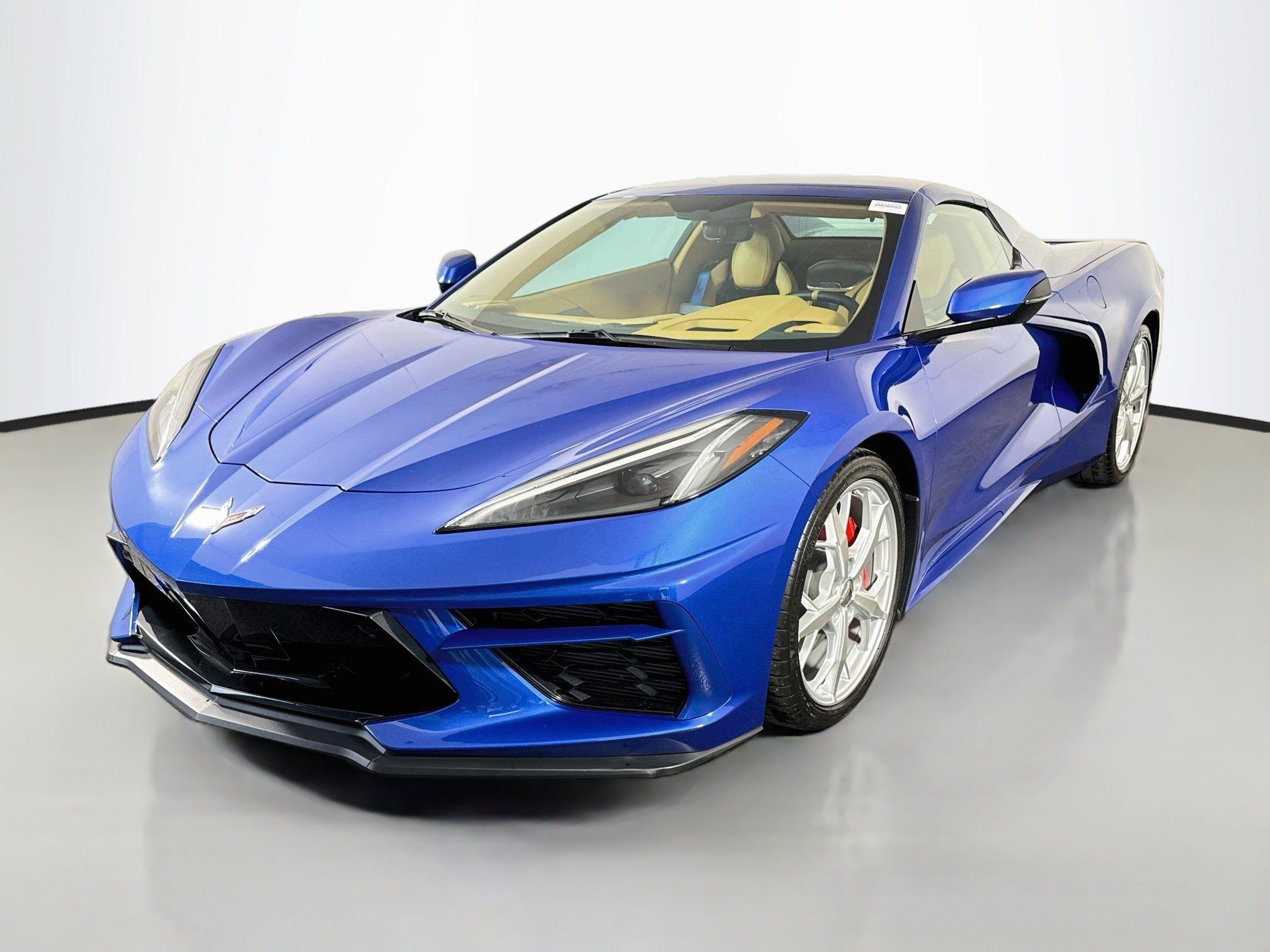 Used 2022 Chevrolet Corvette Stingray Premium Conv w/ Chrome Exterior Badge Package RWD image 4