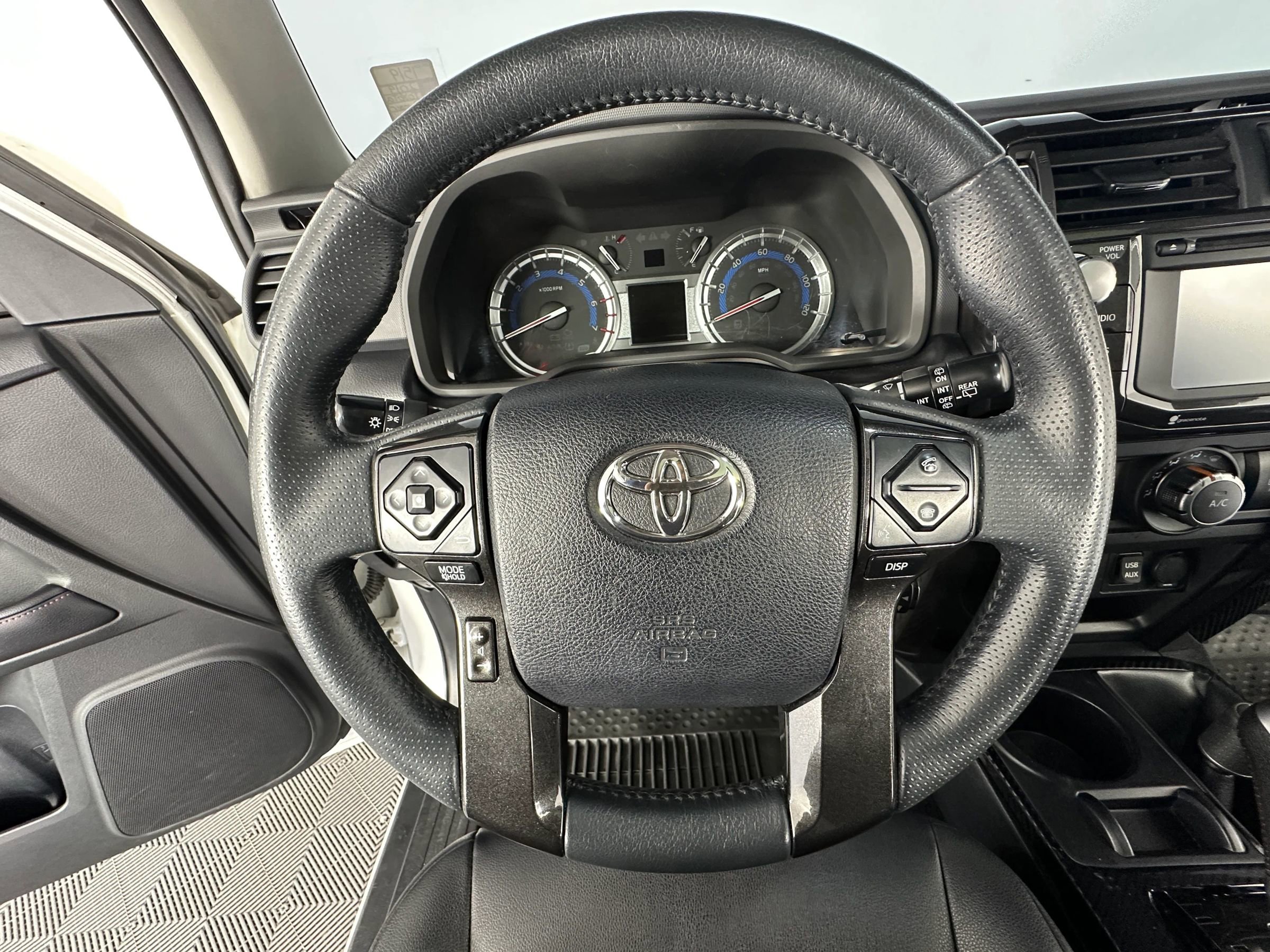 Used 2019 Toyota 4Runner TRD Off-Road Premium image 32