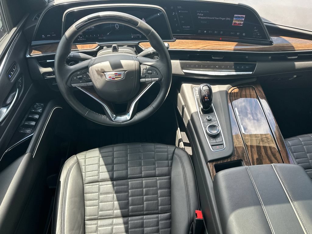 Certified 2024 Cadillac Escalade Sport Platinum w/ LPO, ONYX Package AWD/4WD image 24