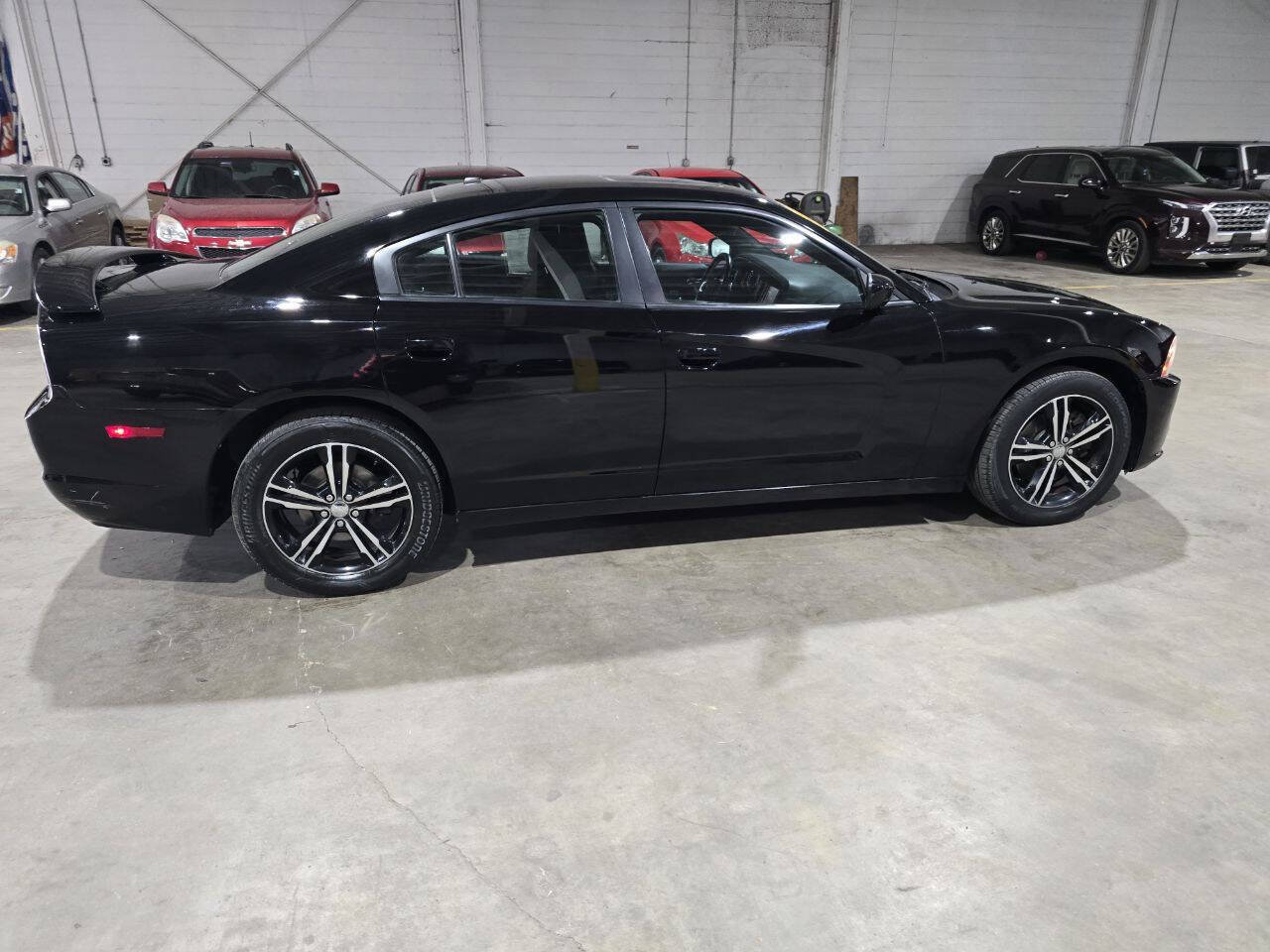 Used 2014 Dodge Charger SXT AWD/4WD image 13