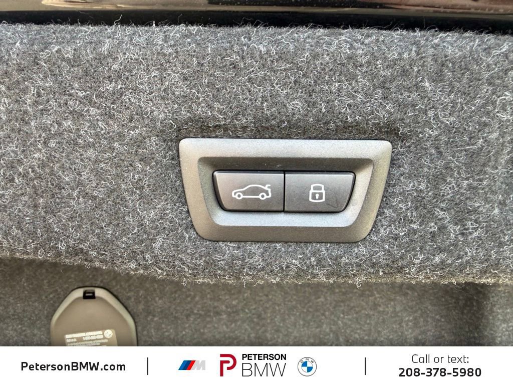 Used 2025 BMW 530i xDrive image 17