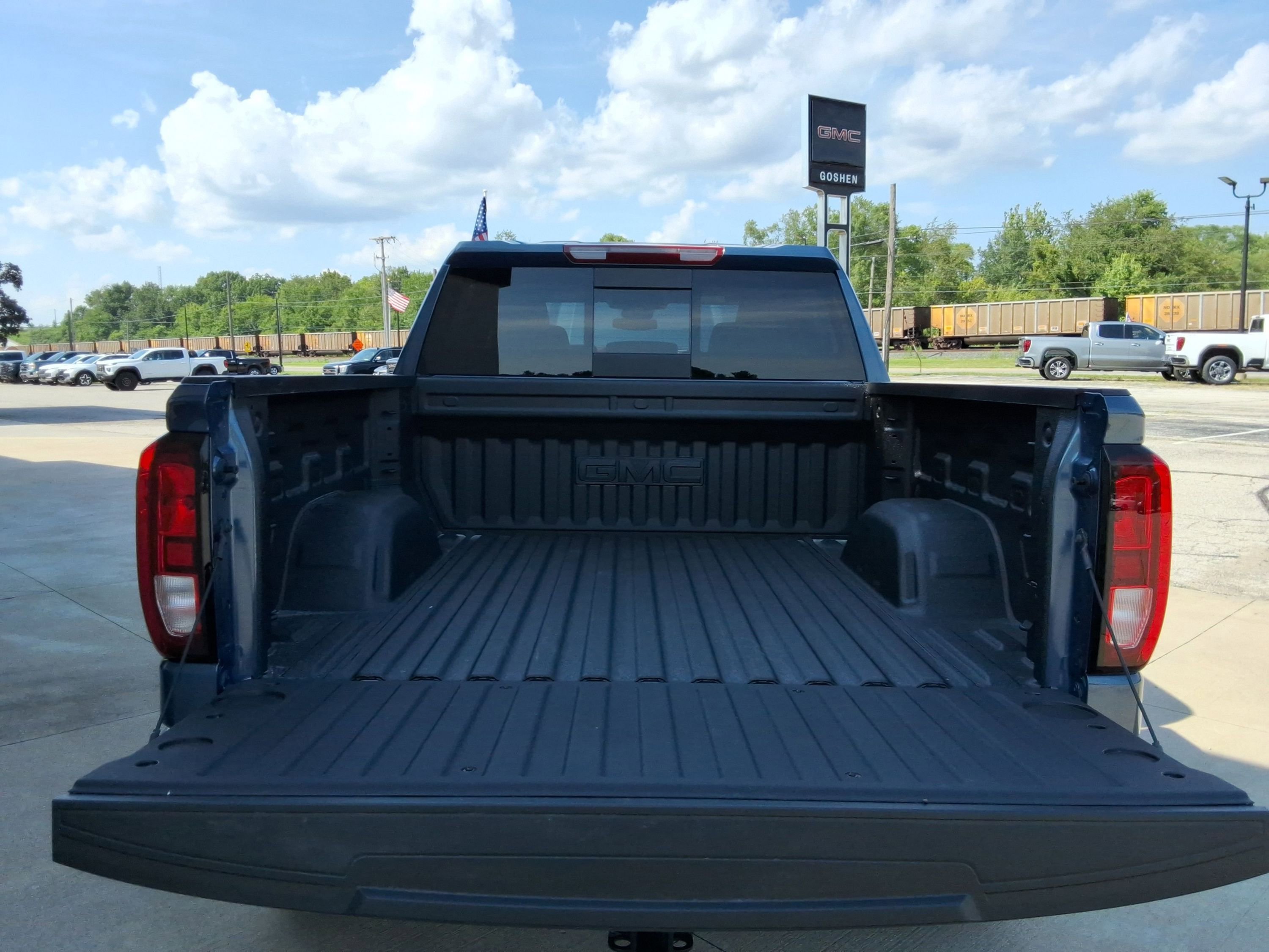 New 2026 GMC Sierra 1500 Elevation w/ Preferred Package image 34