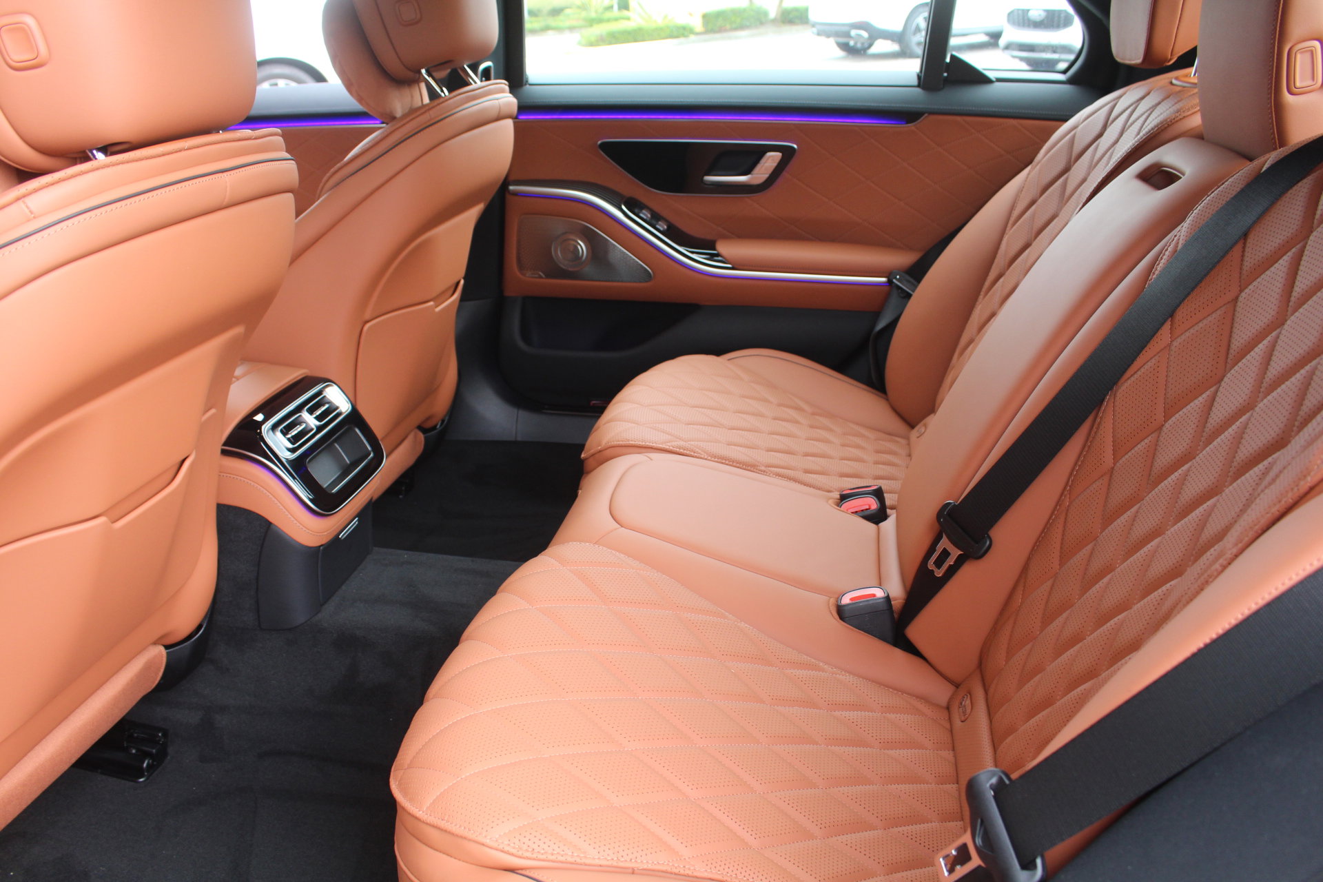 New 2026 Mercedes-Benz S 580e 4MATIC Sedan image 16