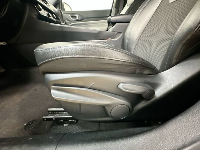 Used 2024 Jeep Compass Latitude AWD/4WD image 15
