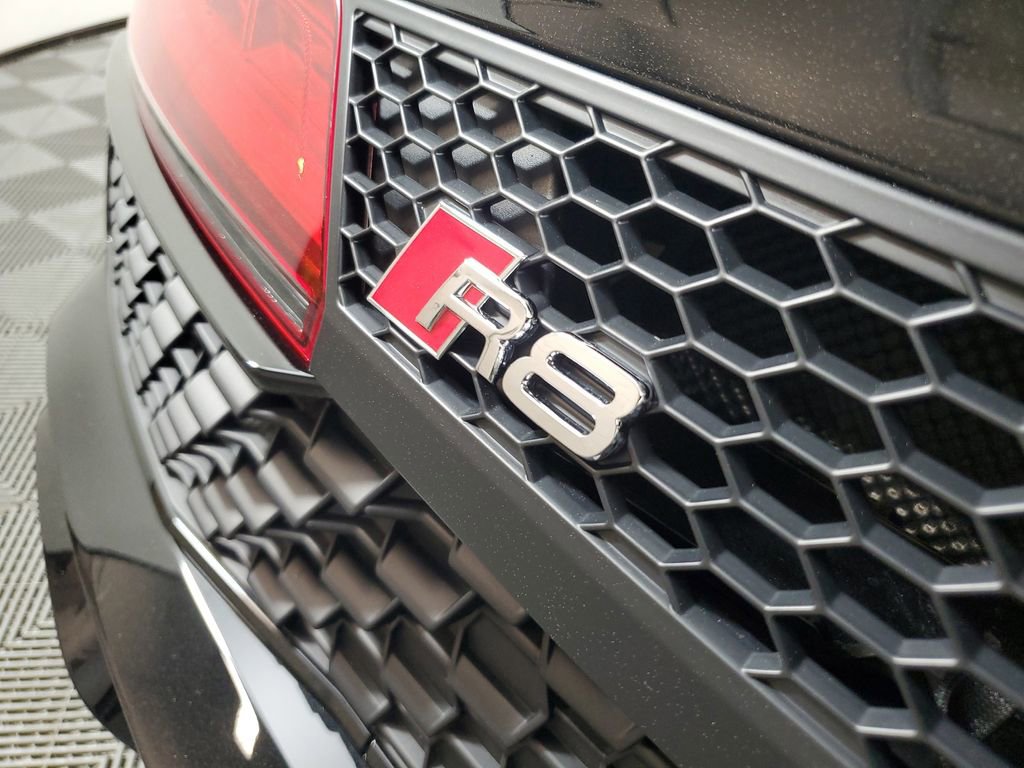 Used 2023 Audi R8 V10 performance w/ Premium Package RWD image 7