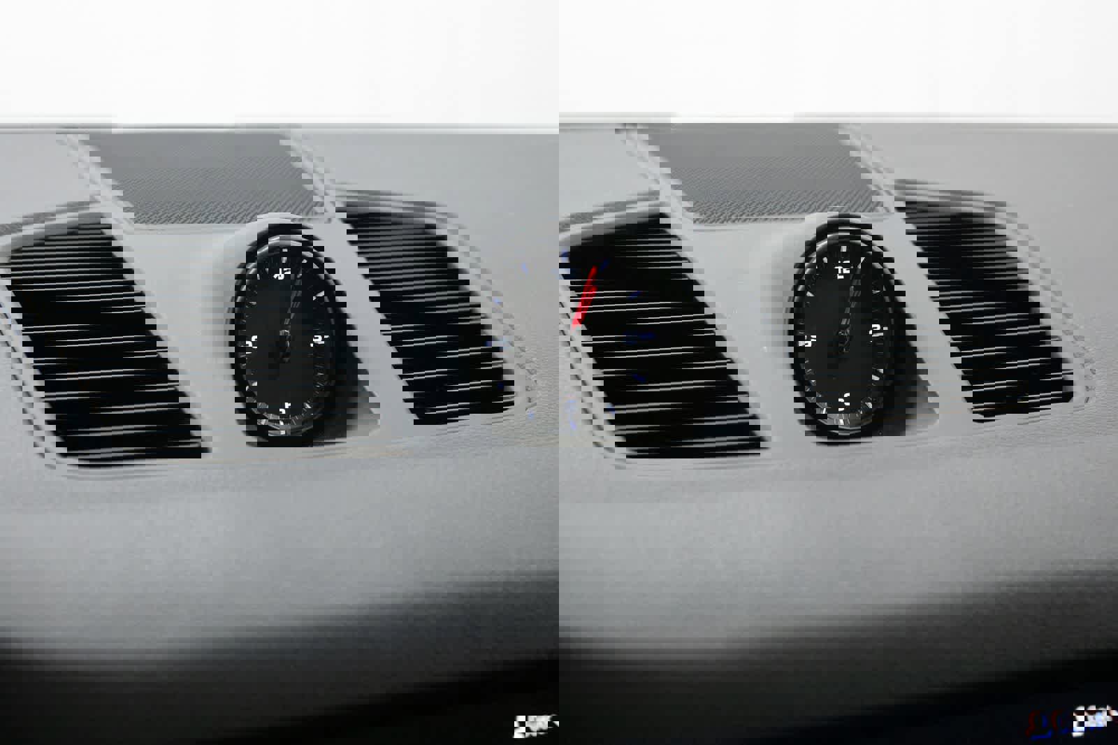 Certified 2023 Porsche Cayenne S Platinum image 32