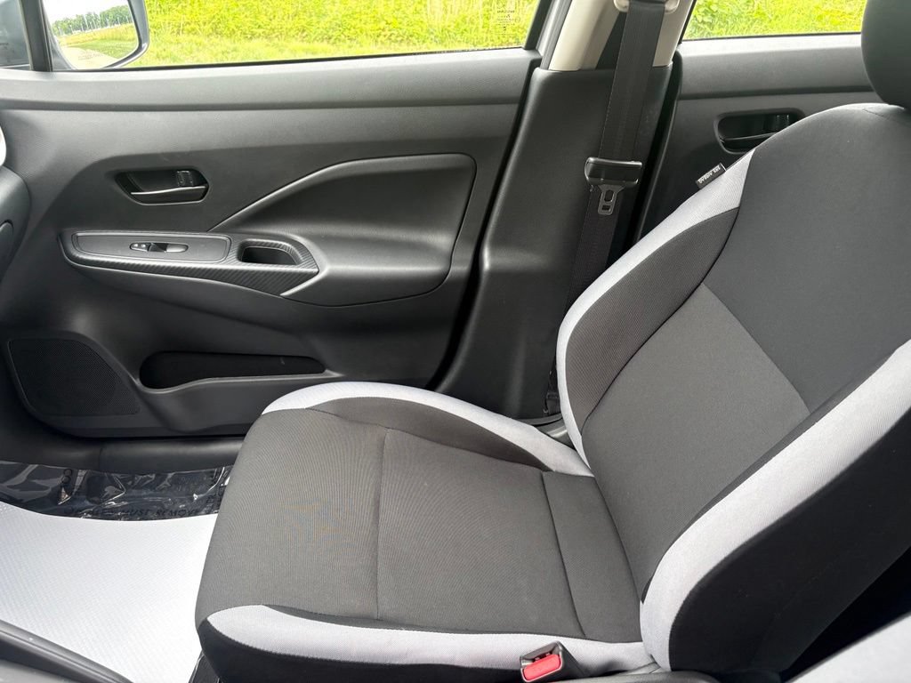 Used 2025 Nissan Versa S w/ Trunk Package FWD image 15