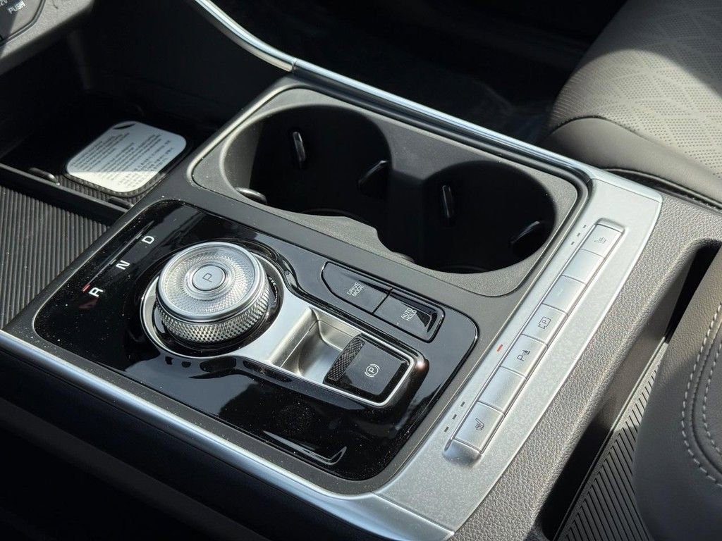 New 2026 Kia Carnival EX image 17