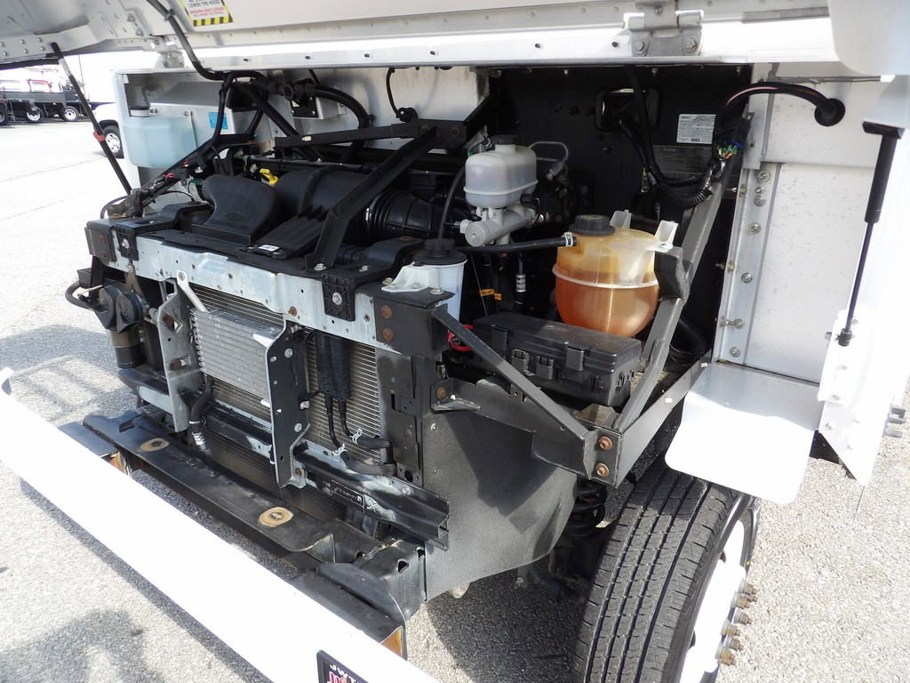 Used 2014 Ford E-350 and Econoline 350 Super Duty w/ A/C Prep Package RWD image 27