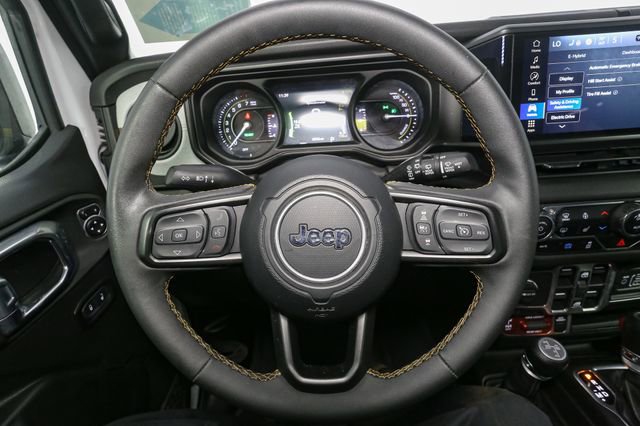 Used 2024 Jeep Wrangler Unlimited AWD/4WD image 31