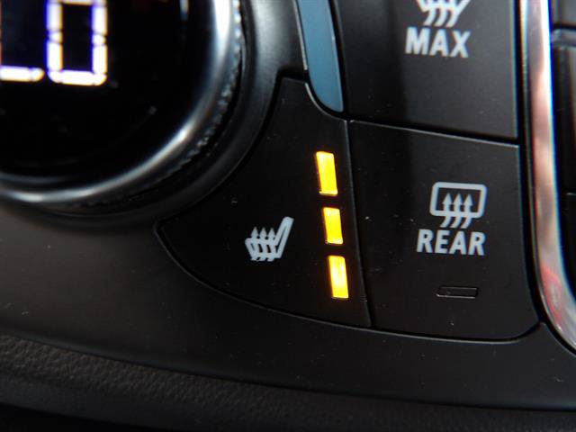 Used 2023 Chevrolet Traverse LT AWD/4WD image 24