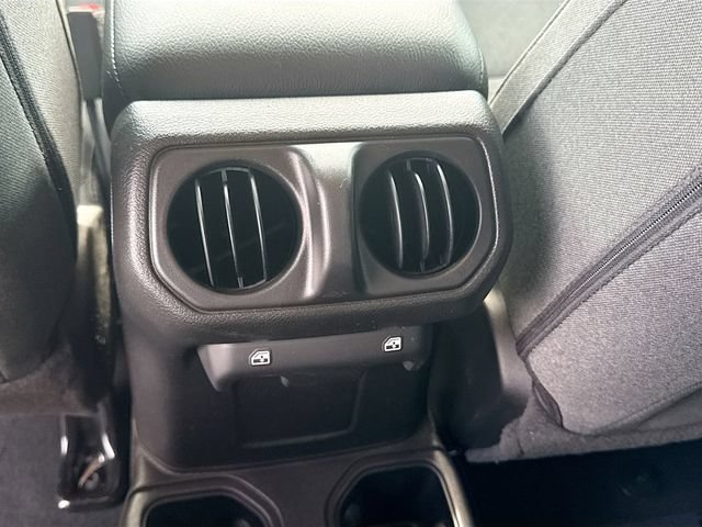 Used 2024 Jeep Wrangler Unlimited Sport AWD/4WD image 18