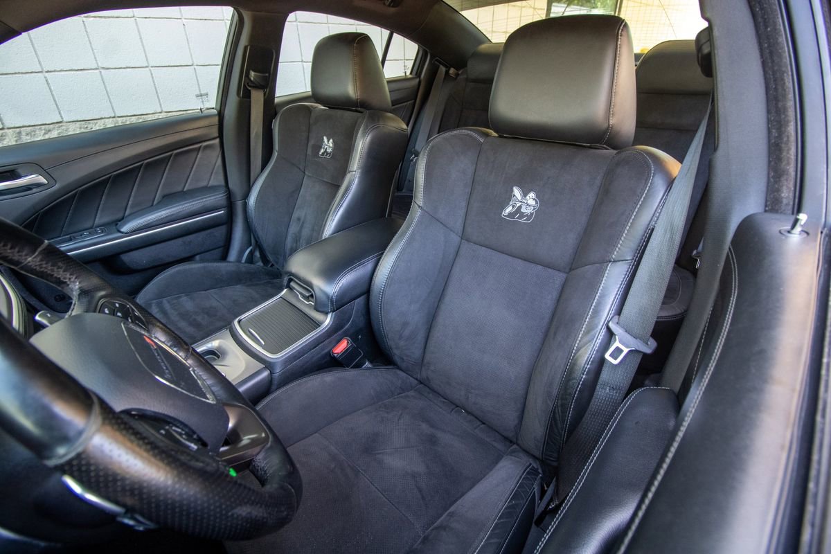 Used 2020 Dodge Charger Scat Pack w/ Dynamics Package RWD image 18