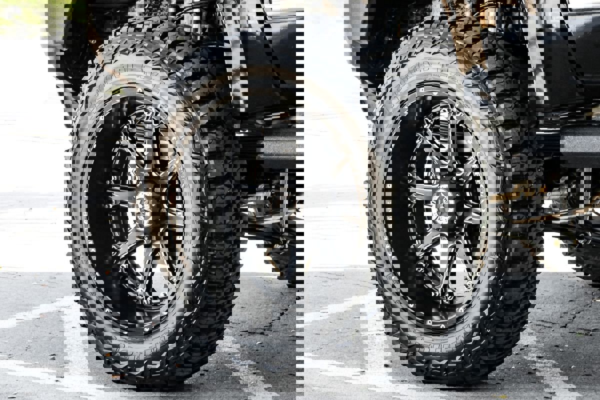 Used 2002 Ford Excursion Limited image 51