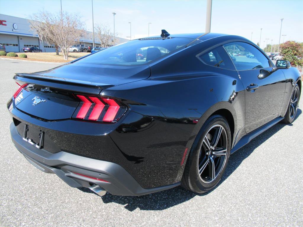 Used 2024 Ford Mustang Premium image 6