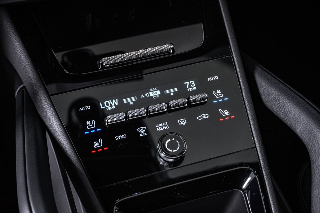 New 2026 Porsche Cayenne S AWD/4WD image 24
