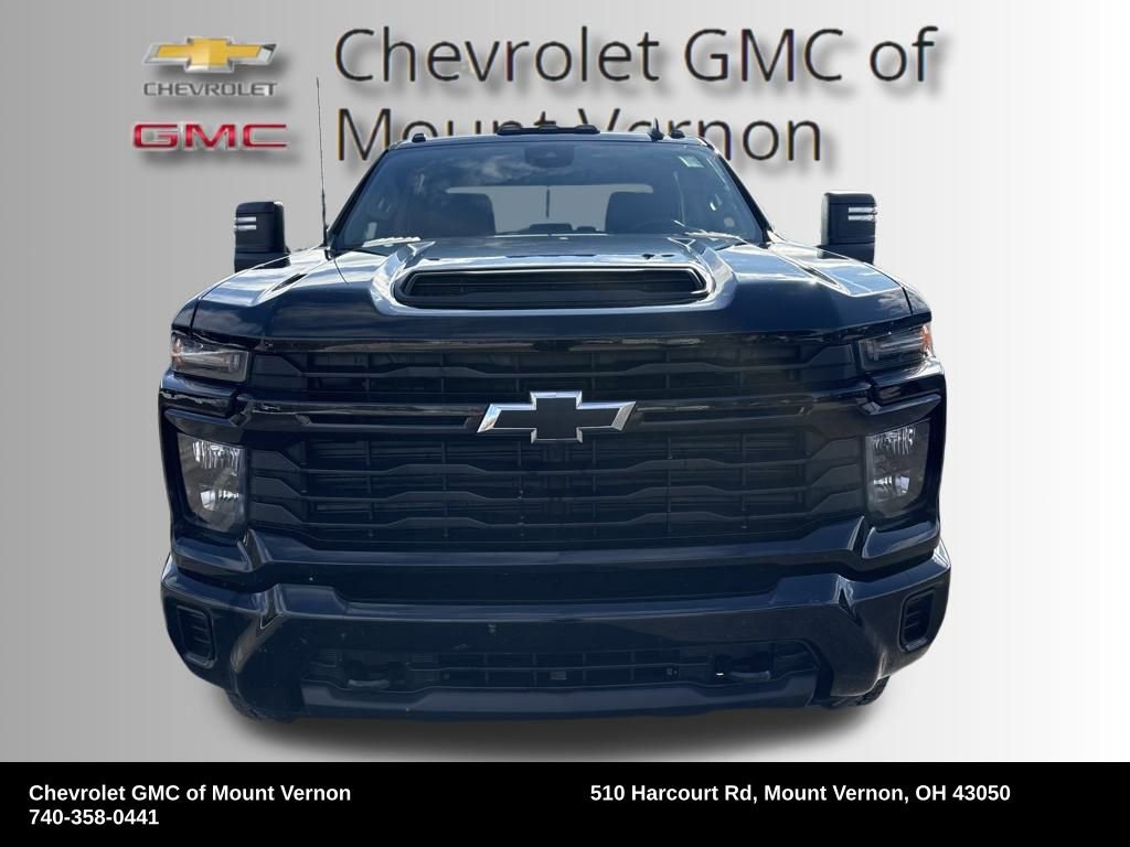 Used 2025 Chevrolet Silverado 2500 Custom w/ Custom Convenience Package image 9