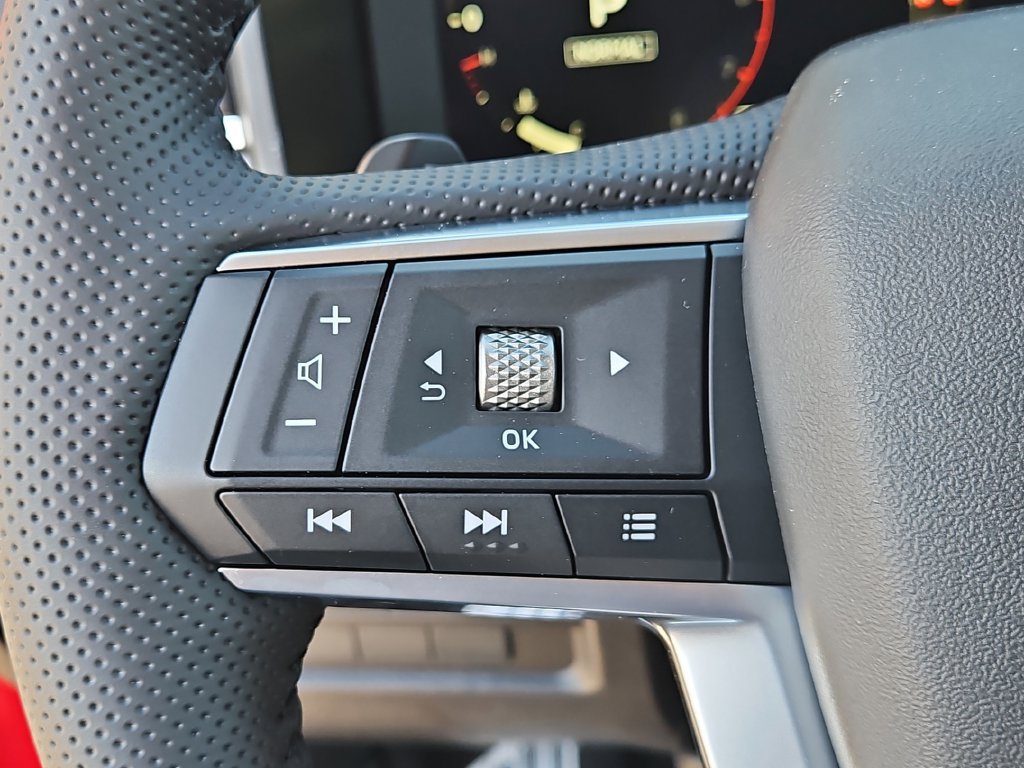 New 2026 Mitsubishi Outlander SEL FWD image 18