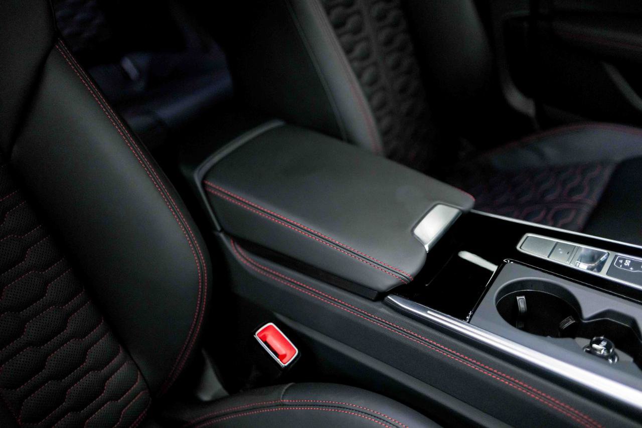 Used 2025 Audi RS 6 performance AWD/4WD image 62