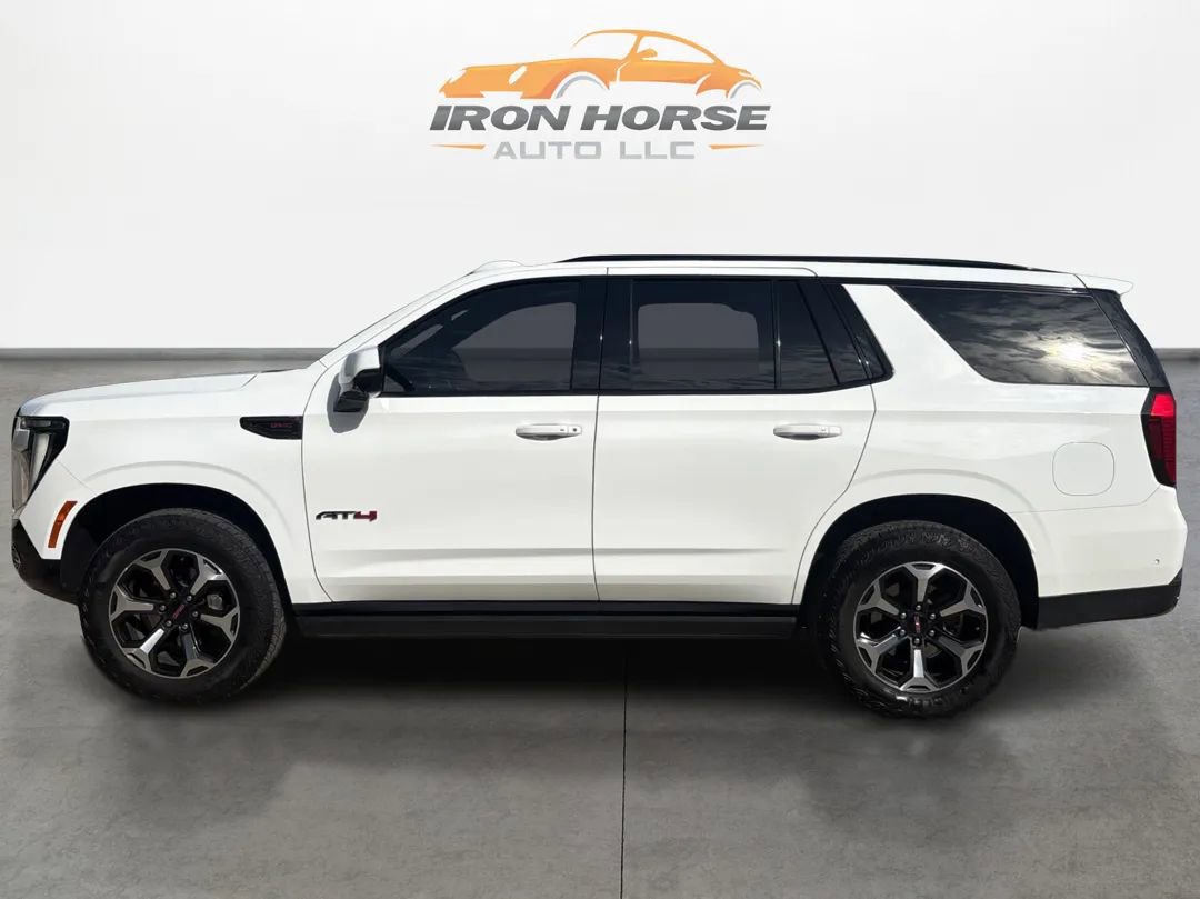 Used 2025 GMC Yukon AT4 Ultimate AWD/4WD image 8