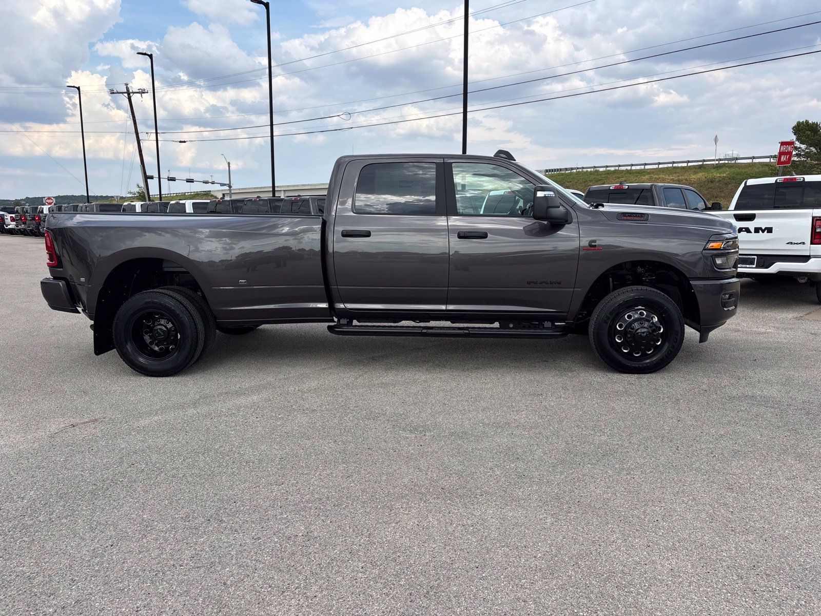 New 2027 RAM 3500 Lone Star AWD/4WD image 7