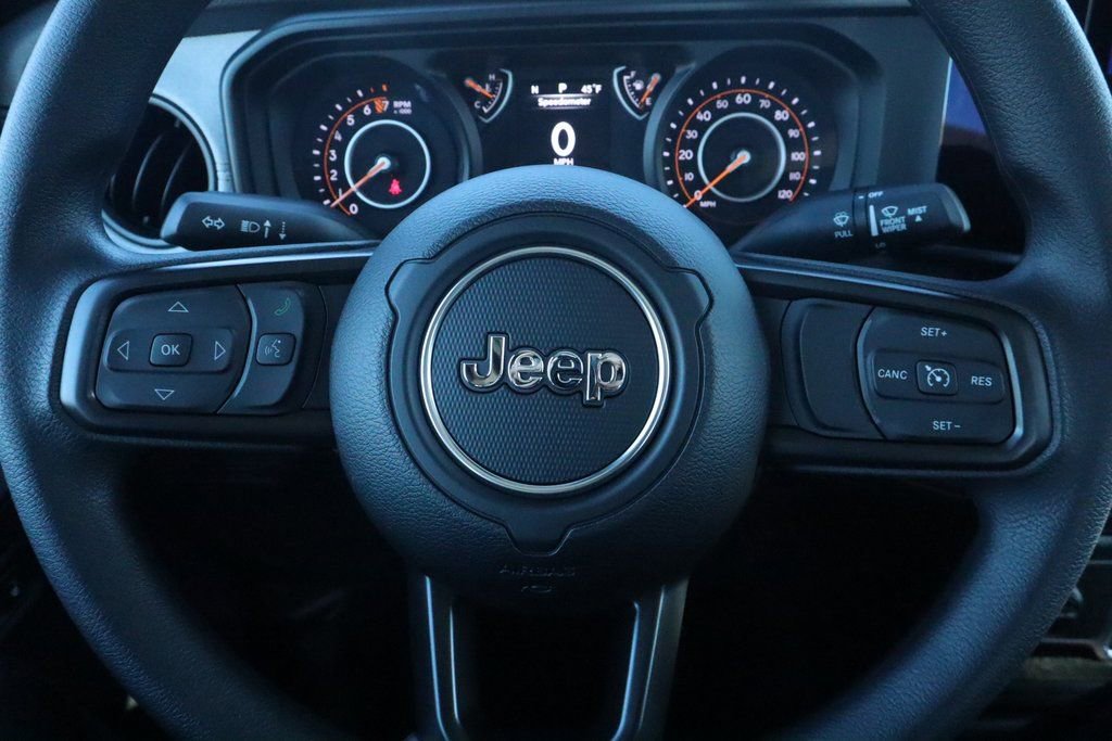 New 2026 Jeep Gladiator Sport AWD/4WD image 3