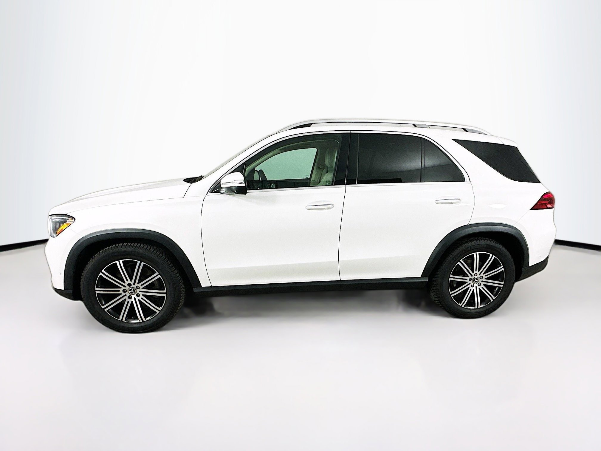 Certified 2024 Mercedes-Benz GLE 450 4MATIC image 8