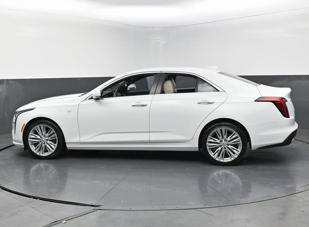 Used 2025 Cadillac CT4 Premium Luxury image 8