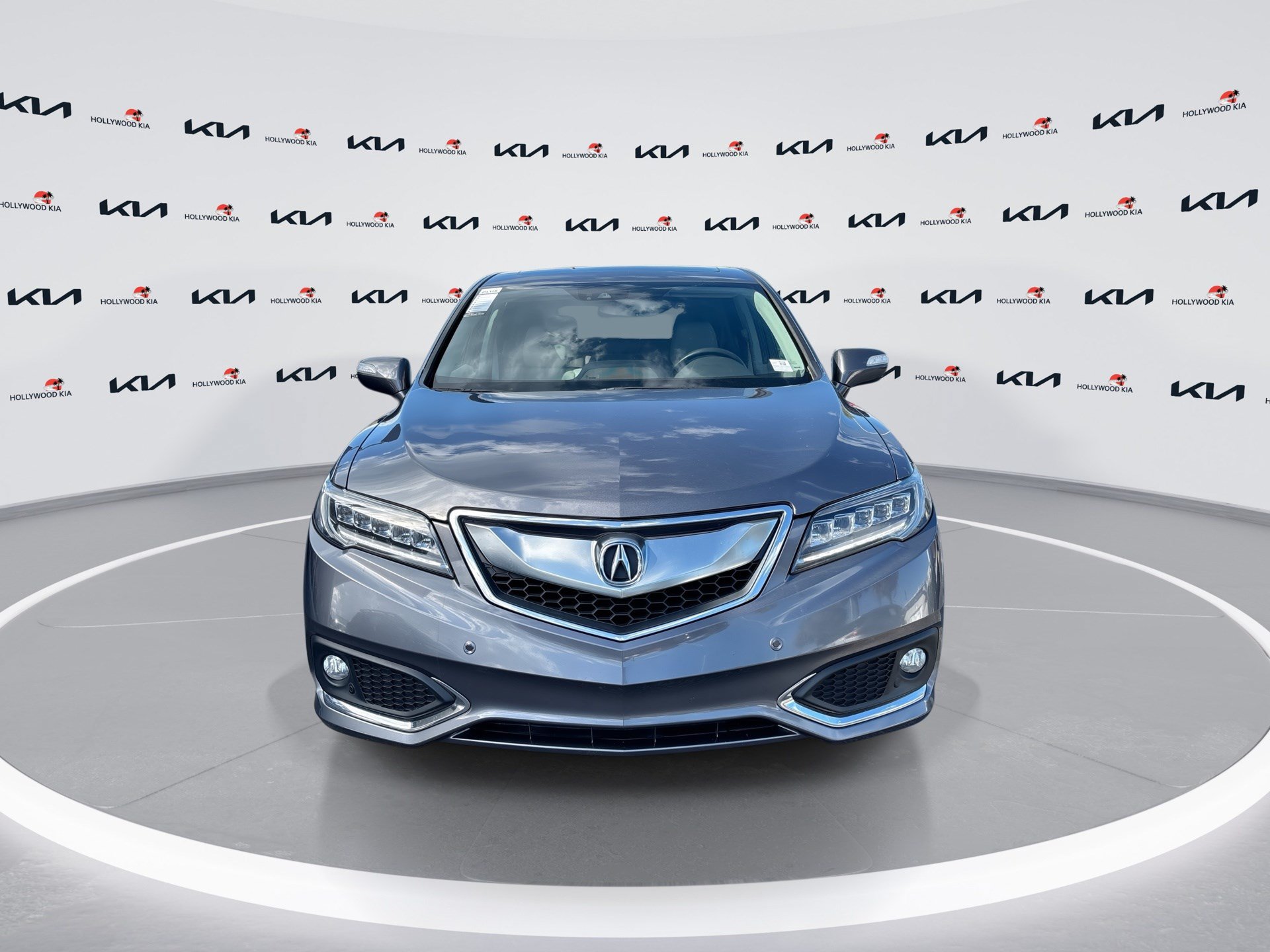 Used 2018 Acura RDX w/ Advance Package FWD image 3